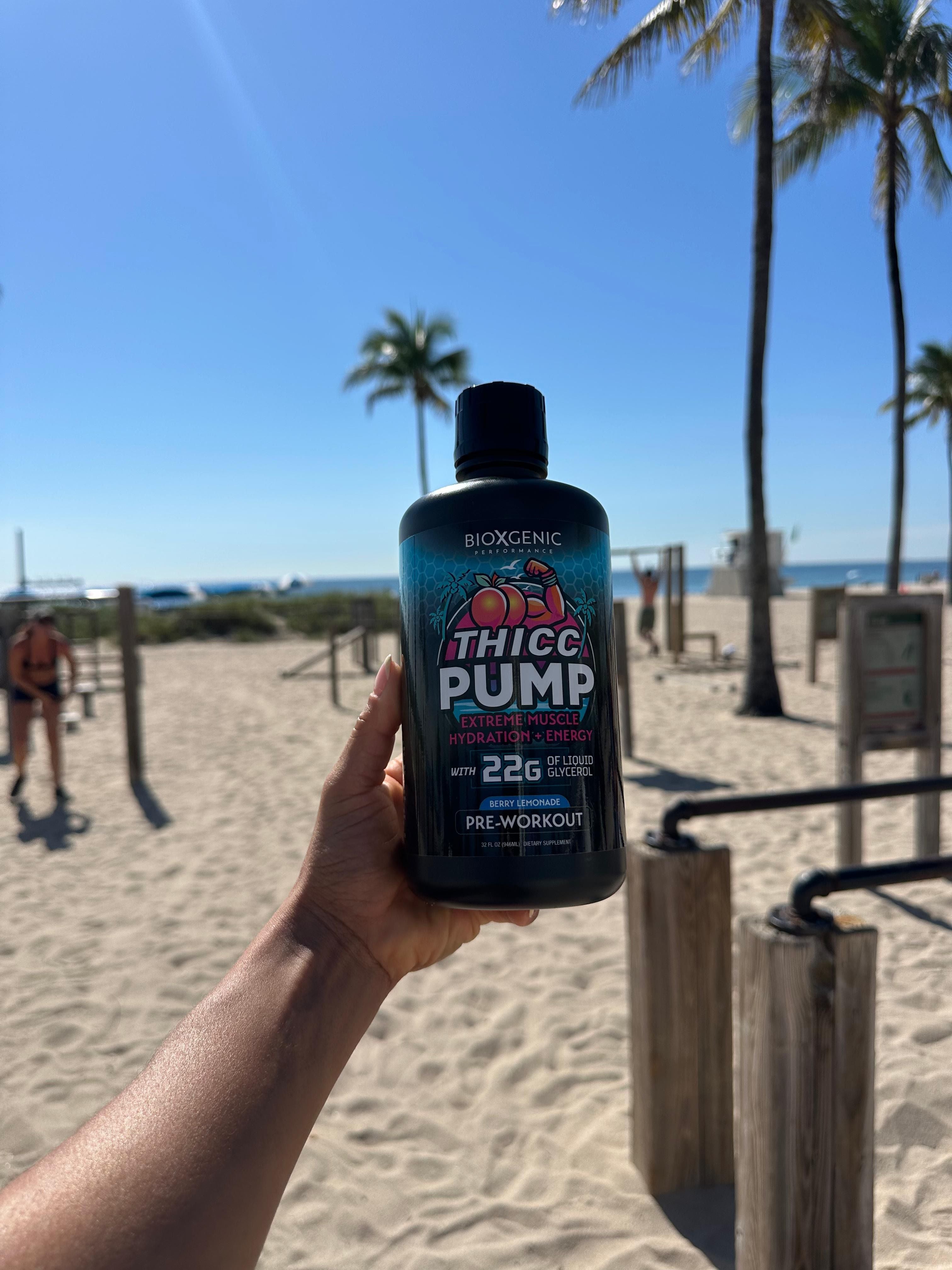 Thicc Pump at the beach